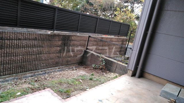 20/30 バルコニー