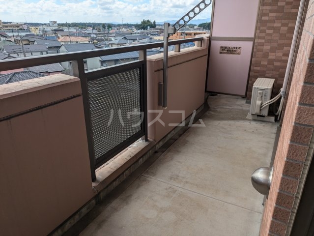 21/30 バルコニー