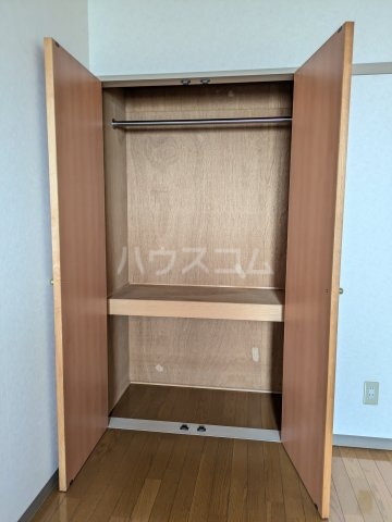 13/29 収納