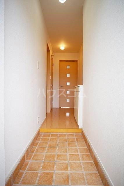 16/22 エントランス