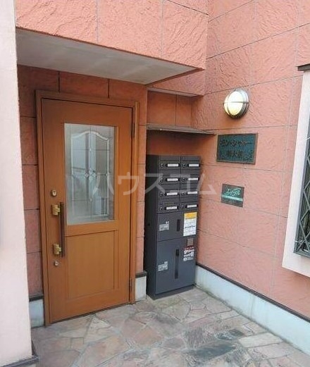 24/29 エントランス