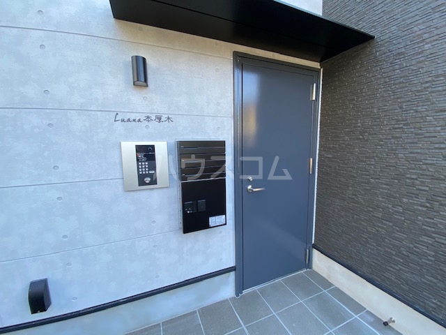 26/26 エントランス