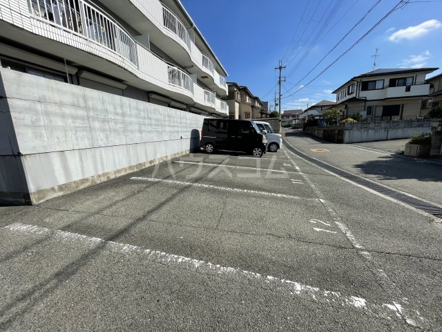 14/21 駐車場