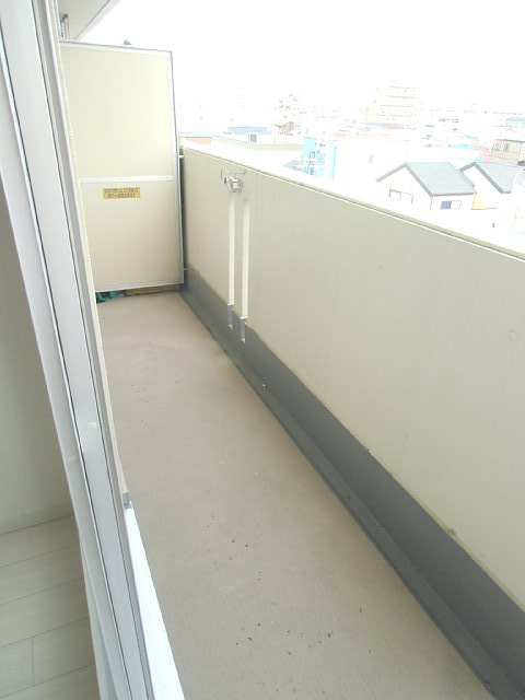 13/26 バルコニー