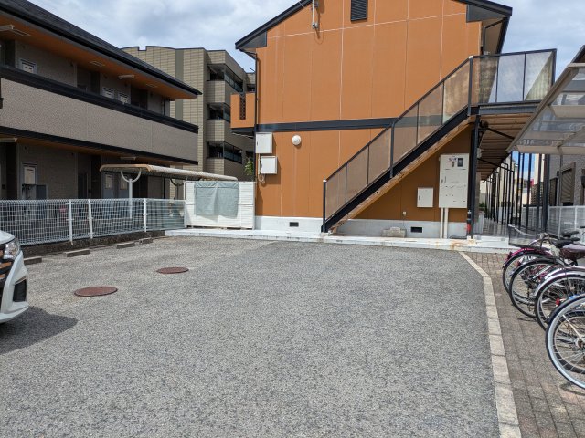 2/10 駐車場