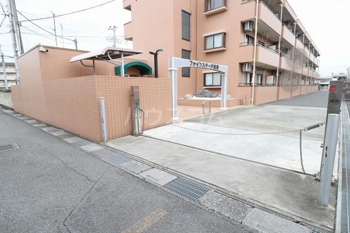 15/20 エントランス