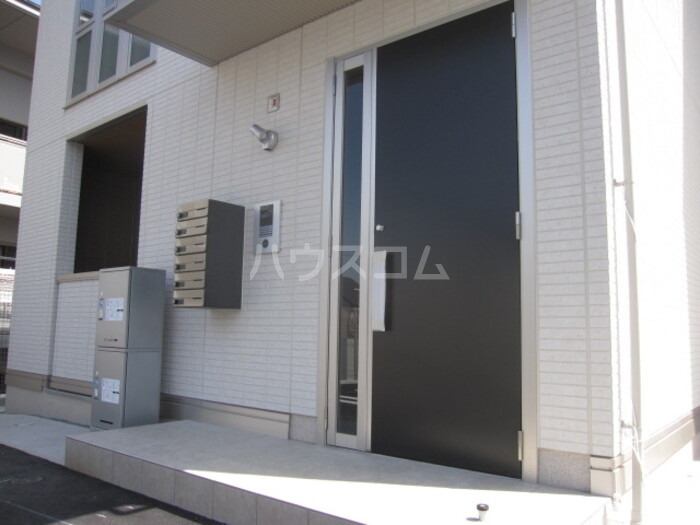 3/7 エントランス