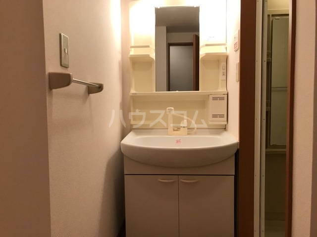 15/27 洗面