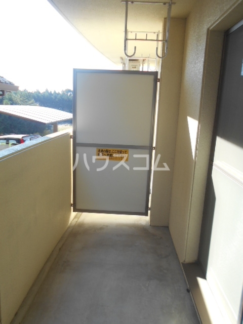 13/22 バルコニー