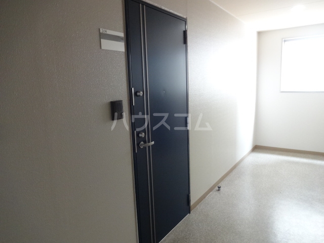 29/30 エントランス