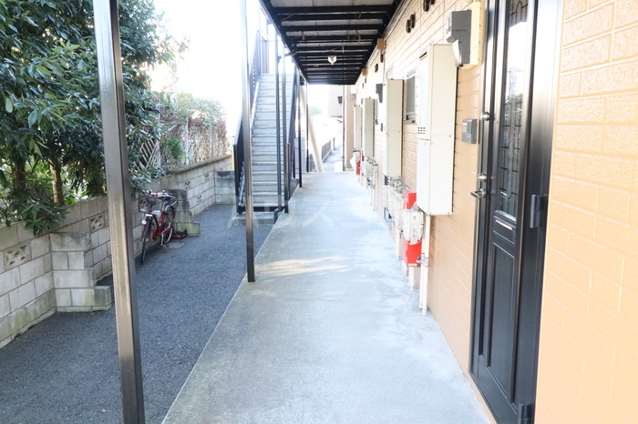 17/20 エントランス