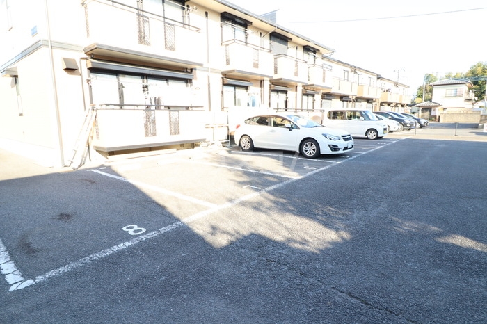 18/20 駐車場