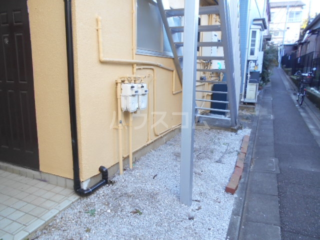 25/30 エントランス