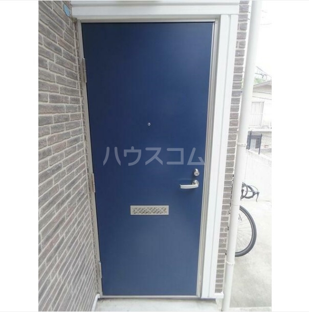 16/21 エントランス