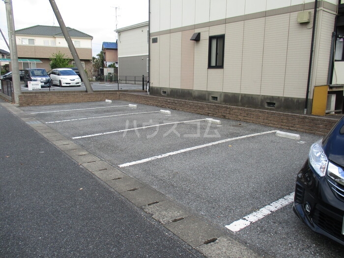 17/19 駐車場