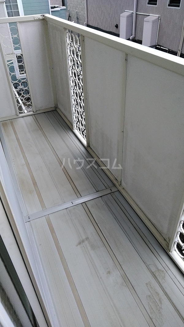 17/28 バルコニー