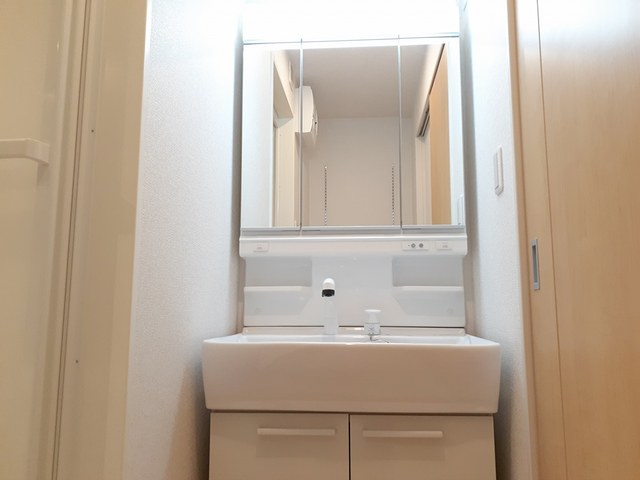 18/30 洗面