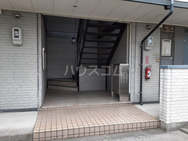 1/5 エントランス