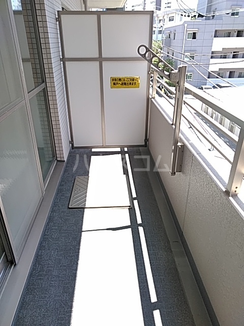 20/30 バルコニー