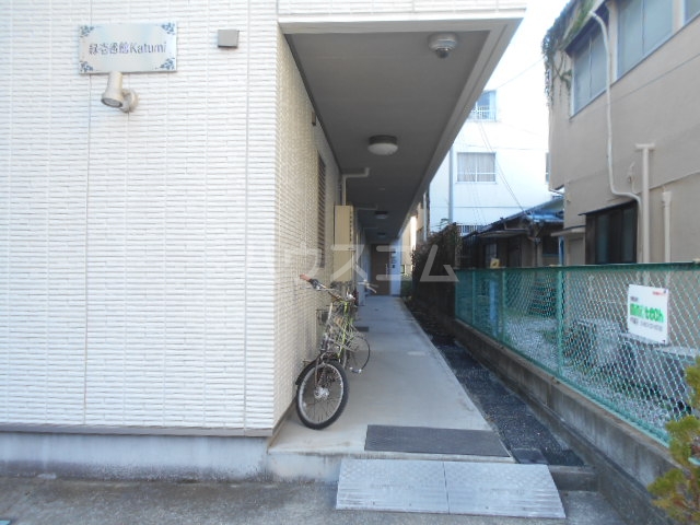 29/30 エントランス