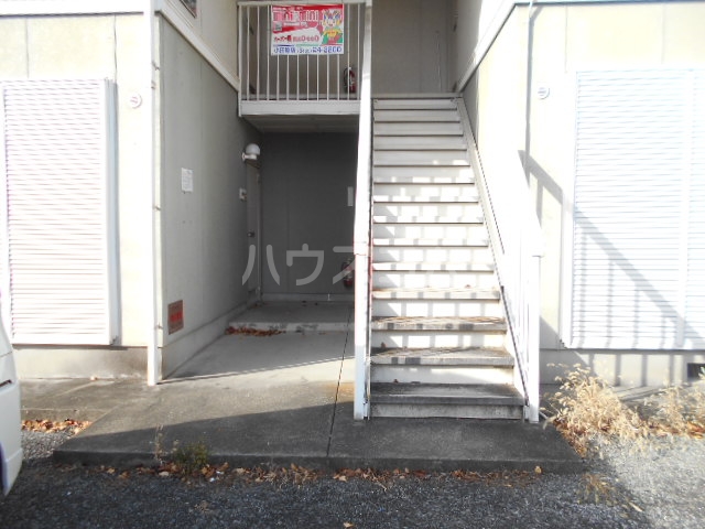 2/5 エントランス