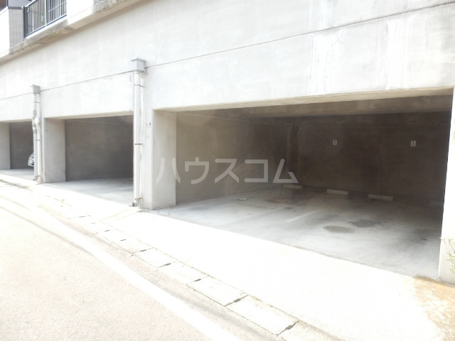 20/26 駐車場