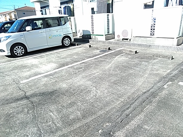 3/5 駐車場