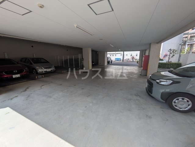 3/10 駐車場