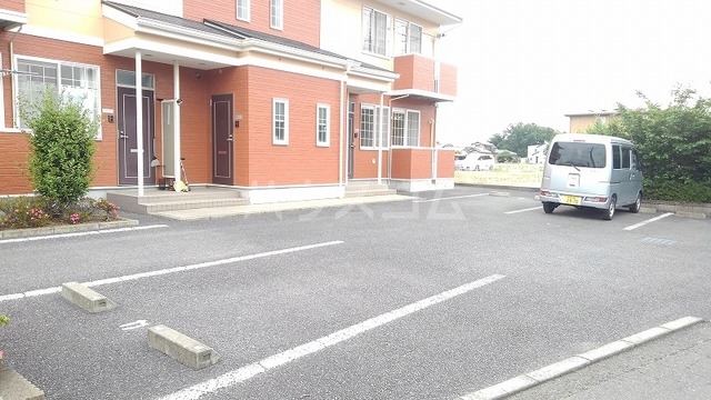 14/20 駐車場