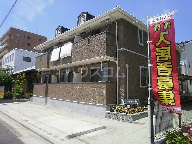 14/20 エントランス