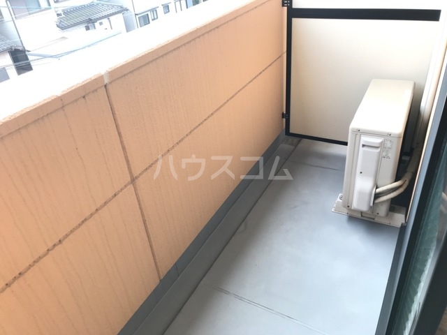19/26 バルコニー