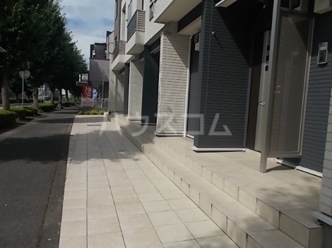 13/19 エントランス