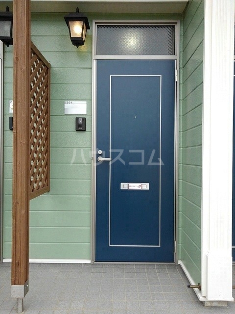 14/21 エントランス