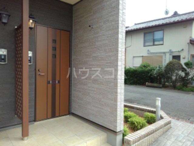 13/20 エントランス