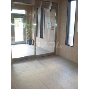 15/25 エントランス