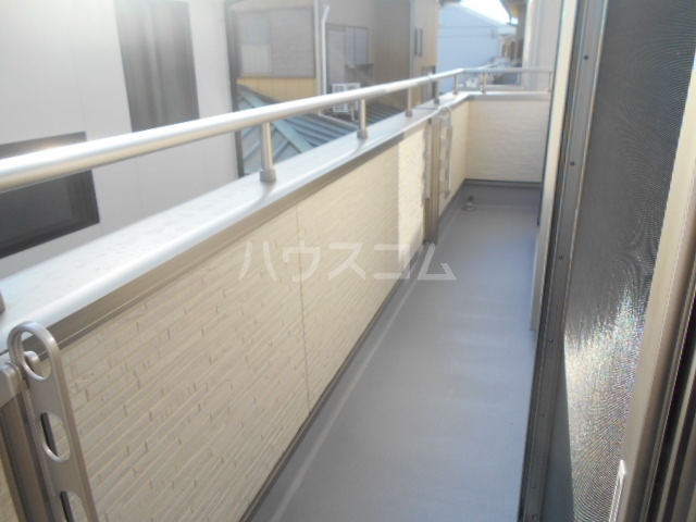 26/30 バルコニー