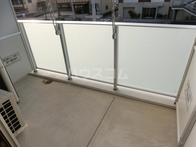 19/30 バルコニー