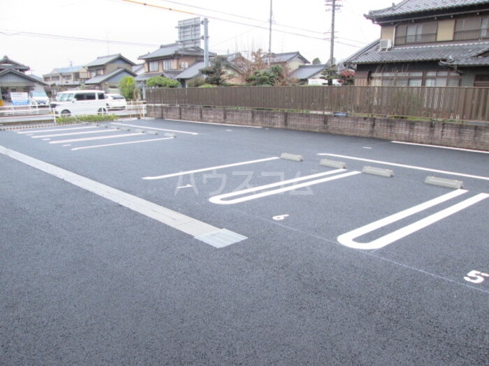 2/11 駐車場