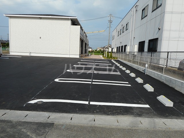 15/25 駐車場