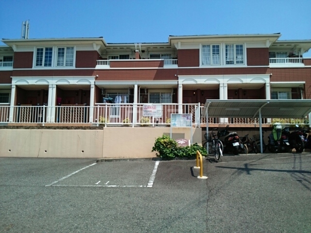 14/19 駐車場