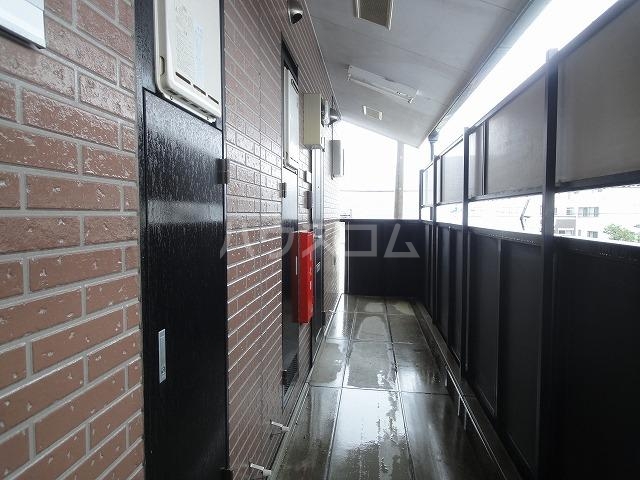 2/8 エントランス