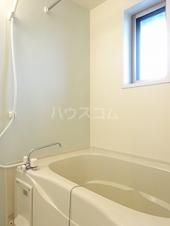 13/28 浴室