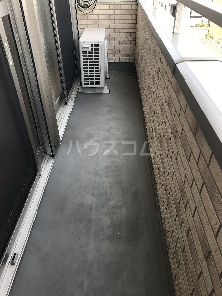 18/24 バルコニー