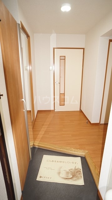 14/30 玄関