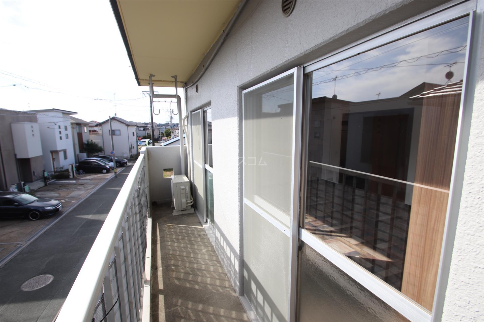 18/25 バルコニー