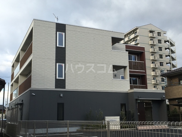 1/18 外観