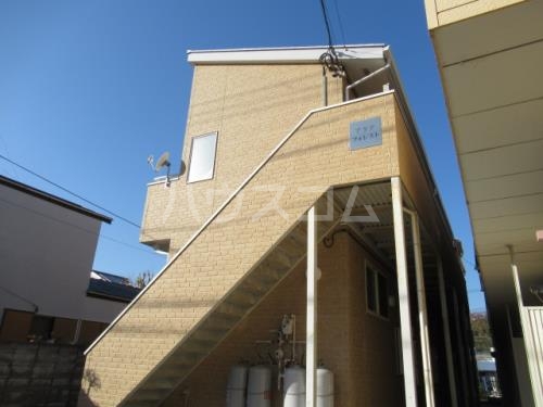 16/20 エントランス