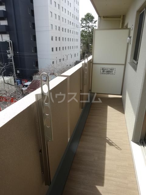 17/27 バルコニー