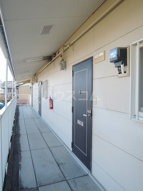 14/25 エントランス