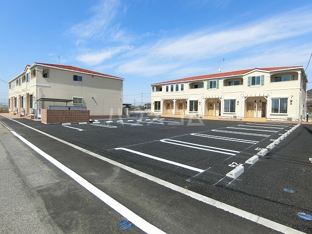 26/30 駐車場